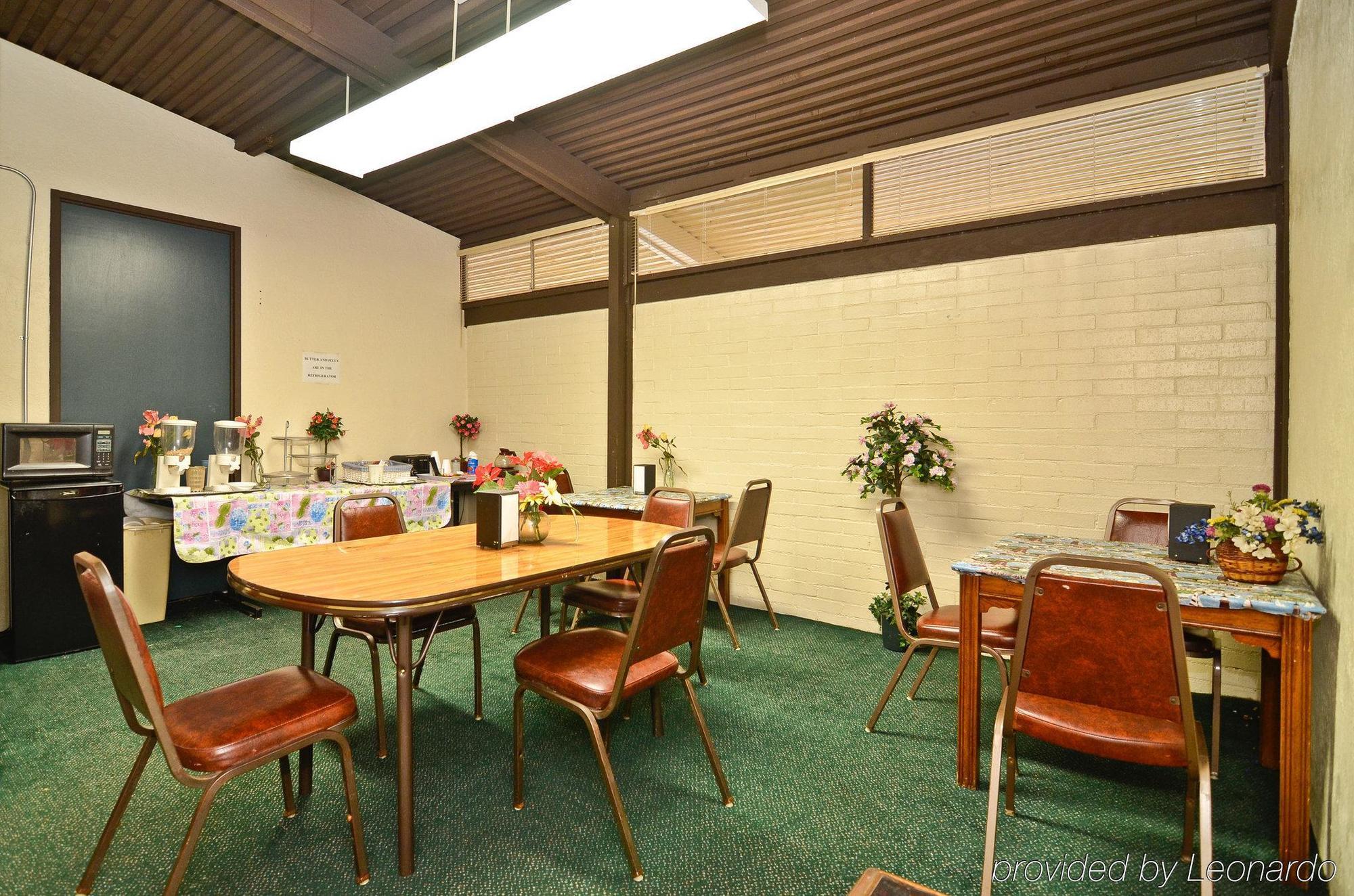 Spanish Trace Inn Athens Restoran gambar